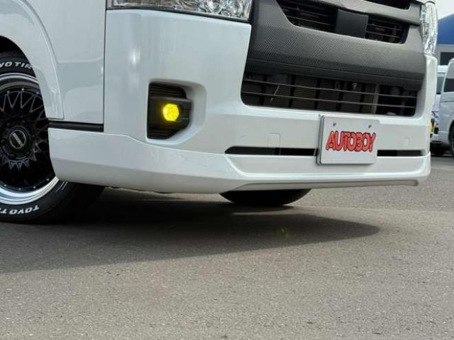 ハイエースバン2.8ダークプライムIIマルチロールトランスポータータイプIロングディーゼルターボ4WD　寒冷地仕様　ワンオーナー　ESSEX　ENCM18インチAW　ESSEXフロントリップスポイラー　ローダウン　パワースライドドア　LEDテール　415COBRAシートカバー&ローフォルムフェンダー&ステアリング 2800