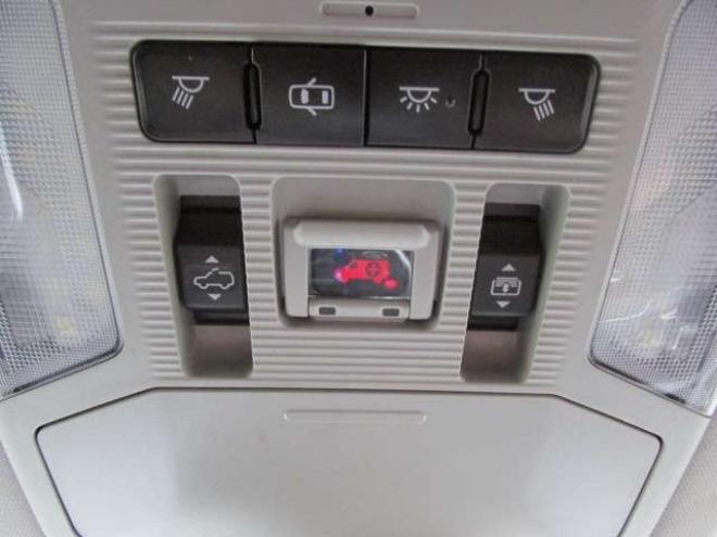 RAV-42.5 ハイブリッド G E-Four 4WD　ヒッチメンバー/パワーバックドア/アップサス/モデリスタエアロ/サンルーフ/ビルトインETC/シートヒーター/ステアリングヒーター/フルセグTV/バックカメラ/サイドカメラ/ 2500