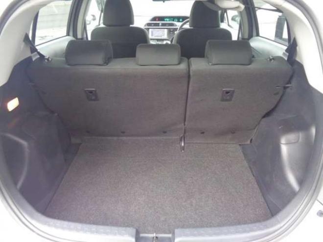 アクア1.5 S　純正ナビ　ワンセグ　キーフリー 2WD 1500