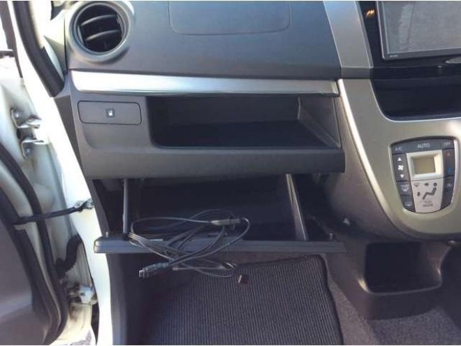 ムーヴカスタム RS SA 4WD　プッシュスタート　スマートキー　エンスタ　本革巻きステアリング　電動格納ミラー　フロントフォグ　ETC　横滑り防止　衝突被害軽減　アイドリングストップ　純正ナビ　フルセグTV　HDMI入出力対応　Bluetooth 660