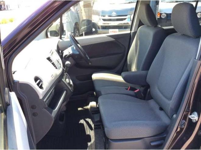 ワゴンRFX 4WD　キーレス　オートエアコン　シートヒーター　ミラーヒーター　アイドリングストップ　助手席シートアンダーボックス　電動格納ミラー　ETC　純正オーディオプレーヤー　CD　FM/AM　AUX 660