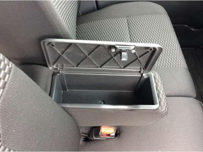 ピクシスメガL SAIII 4WD　両側パワスラ　プッシュスタート　スマートキー　運転席側シートヒーター　純正ナビ　フルセグTV　横滑り防止　アイドリングストップ　衝突被害軽減　オートライト　ドラレコ　ETC　バックカメラ　電動格納ミラー 660