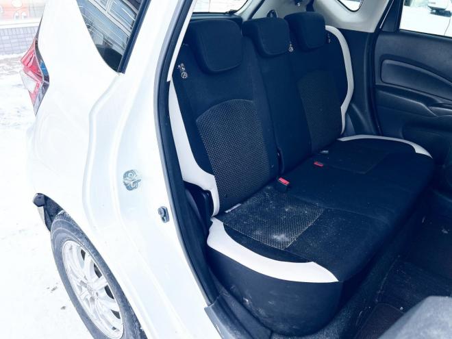 ノート1.2X FOURスマートセーフティED 4WD　ローンが不安な方＜優遇ローン＞本州仕入　寒冷地仕様　エマージェンシーブレーキ 4WD