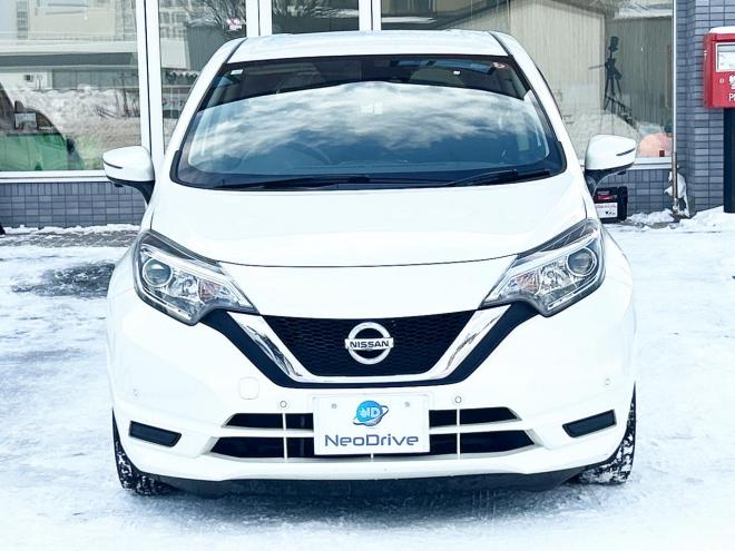 ノート1.2X FOURスマートセーフティED 4WD　ローンが不安な方＜優遇ローン＞本州仕入　寒冷地仕様　エマージェンシーブレーキ 4WD