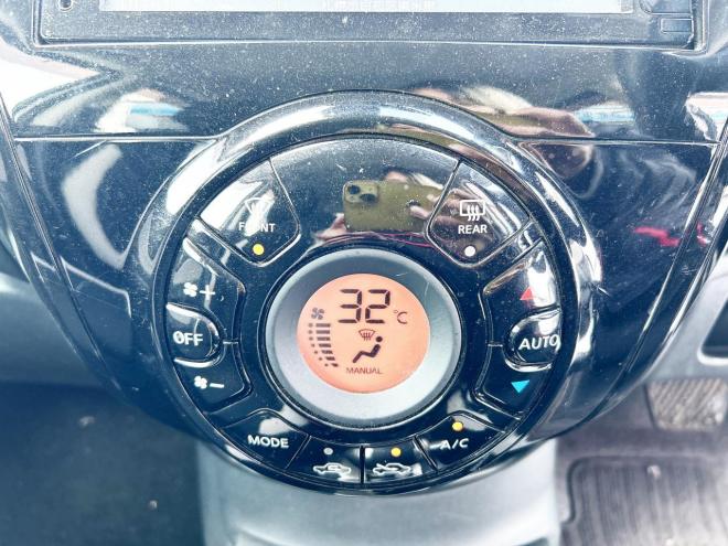 ノート1.2X FOURスマートセーフティED 4WD　ローンが不安な方＜優遇ローン＞本州仕入　寒冷地仕様　エマージェンシーブレーキ 4WD