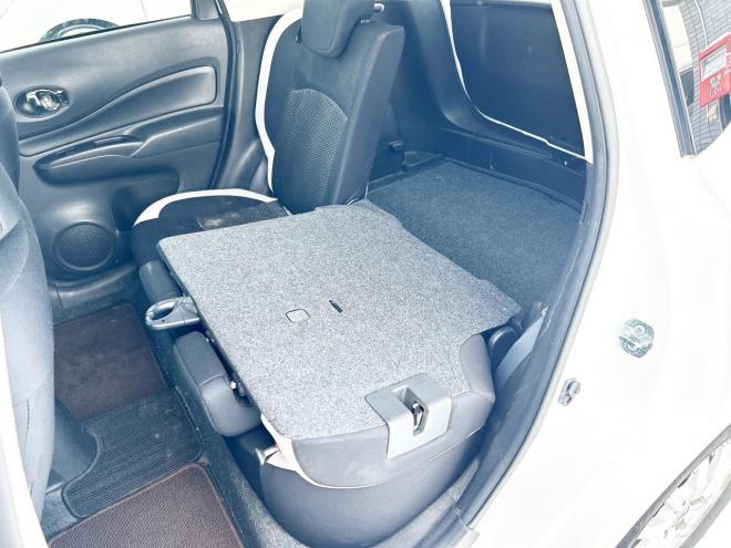 ノート1.2X FOURスマートセーフティED 4WD　ローンが不安な方＜優遇ローン＞本州仕入　寒冷地仕様　エマージェンシーブレーキ 4WD