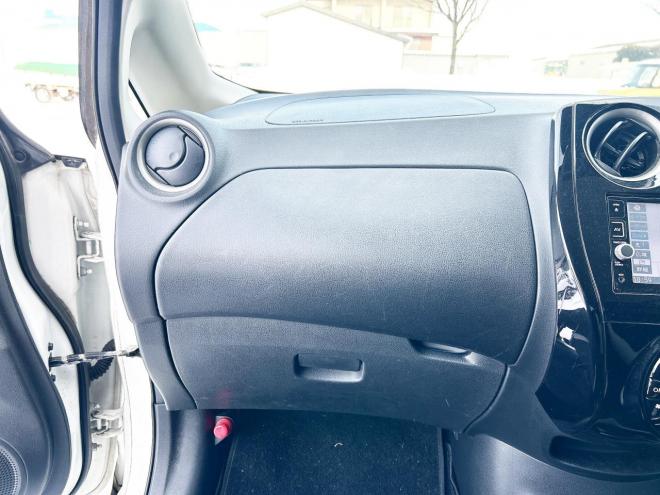 ノート1.2X FOURスマートセーフティED 4WD　ローンが不安な方＜優遇ローン＞本州仕入　寒冷地仕様　エマージェンシーブレーキ 4WD