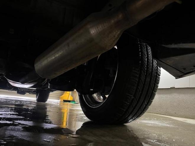 ヴェルファイア２．４Ｚ　プラチナセレクション　寒冷地仕様　禁煙車　パワーバックドア　両側パワースライドドア　ブラックレザーシートカバー　純正ＨＤＤナビ　地デジ　ＤＶＤ再生　Ｂｌｕｅｔｏｏｔｈ　リアフリップダウンモニター　ＨＩＤヘッドライト　ＥＴＣ 4WD 2400 5Dr