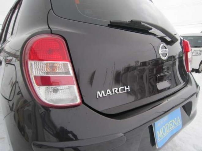 マーチ1.2 12X FOUR 4WD　切替式4WD プッシュスタート スマートキー エンジンスターター リア5面フイルム張り ルーフアンテナ 社外アルミ タイミングチェーン車 過去整備記録簿 1200