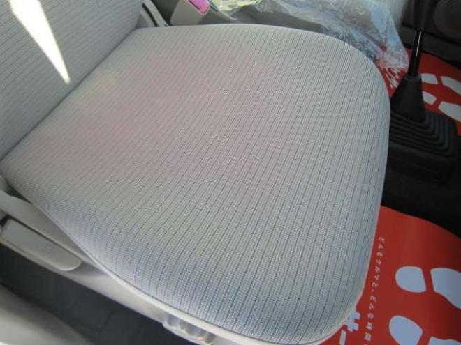 オッティS FOUR 4WD　1オーナー 4WD 5速MT 走行14000km シートヒーター キーレス CD プライバシーガラス 記録簿 夏冬タイヤ付 1年間走行無制限保証付 660