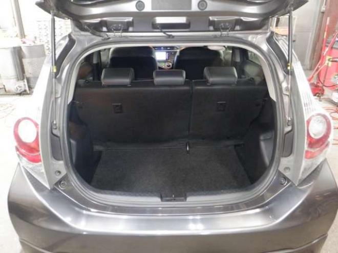 アクア1.5 G ブラックソフトレザーセレクション　本州仕入・ナビ・TV・B/T・レザーシート・本州仕入・純正エアロ・シートヒーター・ステアリングスイッチ・バックカメラ・スマートキー・プッシュスタート 2WD 1500