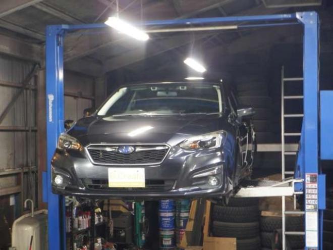 インプレッサスポーツ 2.0 i-L アイサイト 4WD　ブラックレザーセレクション　本州仕入れ　4WD　MOPナビ　B/T　TV　バックカメラ　ETC　クルコン　シートヒーター　レザーシート　衝突軽減　LEDヘッドライト　フォグランプ　ドアバイザー　スマートキー 2000