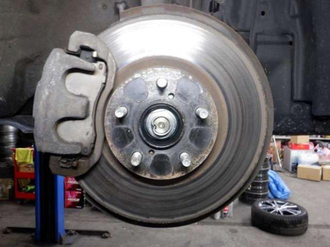 インプレッサスポーツ 2.0 i-L アイサイト 4WD　ブラックレザーセレクション　本州仕入れ　4WD　MOPナビ　B/T　TV　バックカメラ　ETC　クルコン　シートヒーター　レザーシート　衝突軽減　LEDヘッドライト　フォグランプ　ドアバイザー　スマートキー 2000