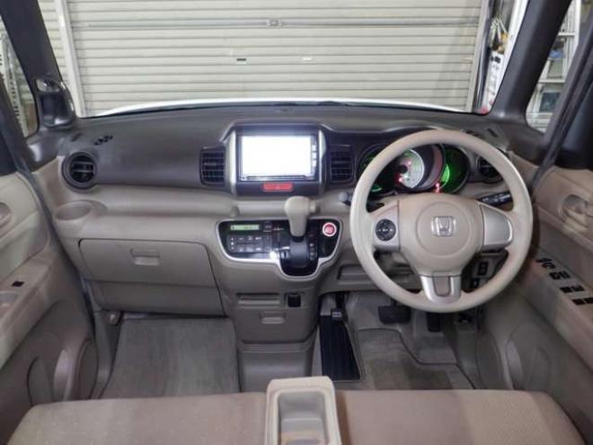 N-BOXG Lパッケージ 4WD　本州仕入・ナビ・TV・Bカメラ・両側電動 660
