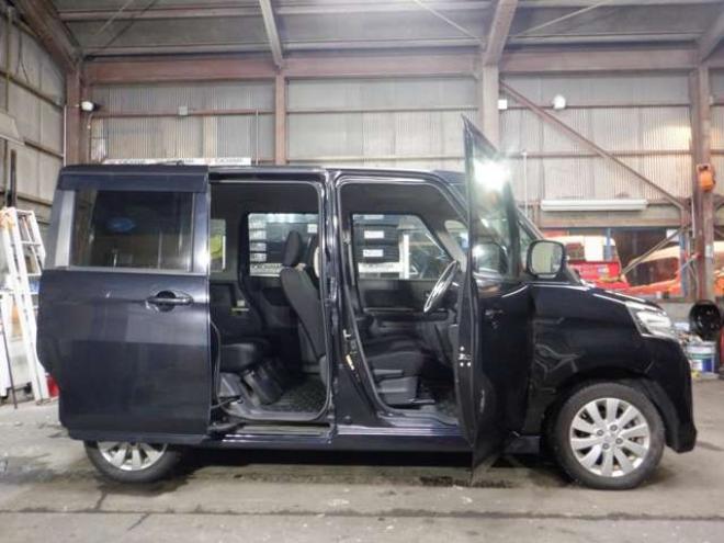 スペーシアカスタム XS 4WD　SDナビ・DTV・USB接続・4WD・パワースライドドア・シートヒーター・HID・フォグランプ・スマートキー・プッシュスタート 660