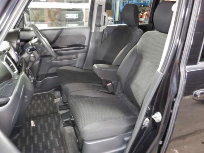 スペーシアカスタム XS 4WD　SDナビ・DTV・USB接続・4WD・パワースライドドア・シートヒーター・HID・フォグランプ・スマートキー・プッシュスタート 660