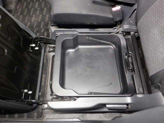 スペーシアカスタム XS 4WD　SDナビ・DTV・USB接続・4WD・パワースライドドア・シートヒーター・HID・フォグランプ・スマートキー・プッシュスタート 660