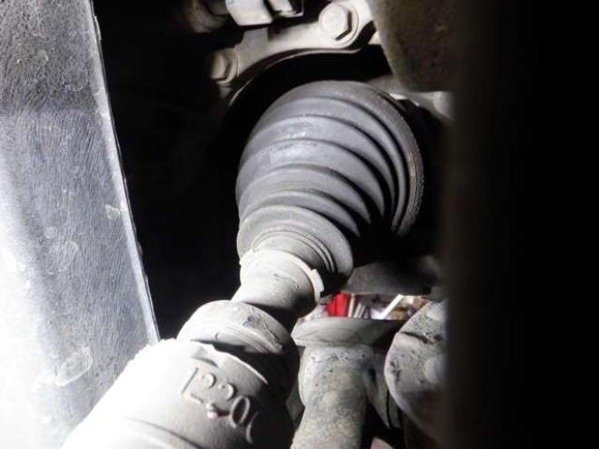 アイシス1.8 プラタナ 4WD　ナビ・TV・B/T・Bカメラ・パワスラ・寒冷地仕様・クリアランスソナー・ETC・リアヒーター・スマートキー・プッシュスタート・社外エンスタ・フォグランプ・オートエアコン 1800