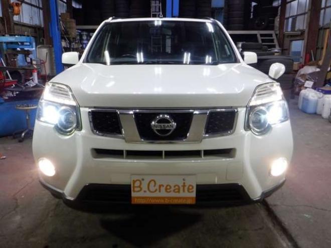 エクストレイル2.0 20Xtt 4WD　ナビ・TV・B/T・Bカメラ・後期型・カプロンシート・キセノン・全席シートヒーター・クルコン・インテリキー・純正AW・フォグランプ・ルーフレール・ETC 2000