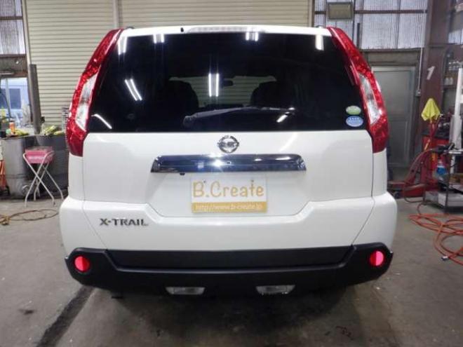 エクストレイル2.0 20Xtt 4WD　ナビ・TV・B/T・Bカメラ・後期型・カプロンシート・キセノン・全席シートヒーター・クルコン・インテリキー・純正AW・フォグランプ・ルーフレール・ETC 2000