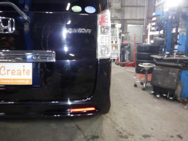 ステップワゴン2.0 スパーダ Z 4WD　ナビ・TV・Bカメラ・B/T・両側電動・スマートキー・ETC・HID・フルフラットシート・VSA・ミラーヒーター・ワイパーデアイサー・リアヒーター・オートライト 2000