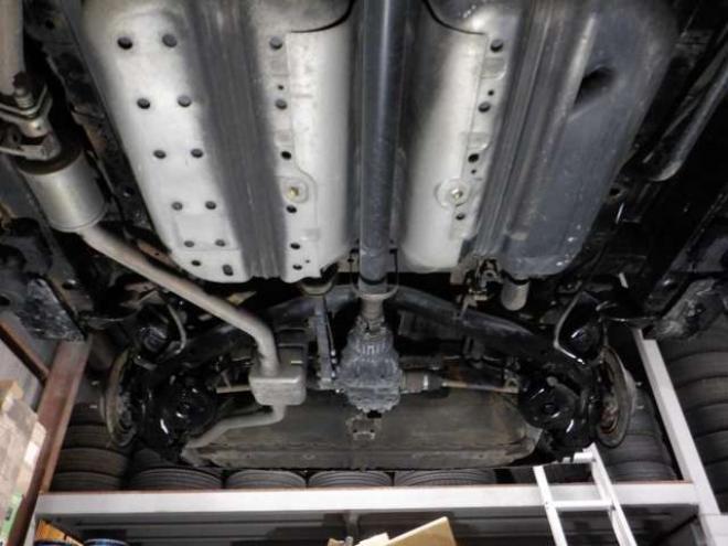 ステップワゴン2.0 スパーダ Z 4WD　ナビ・TV・Bカメラ・B/T・両側電動・スマートキー・ETC・HID・フルフラットシート・VSA・ミラーヒーター・ワイパーデアイサー・リアヒーター・オートライト 2000