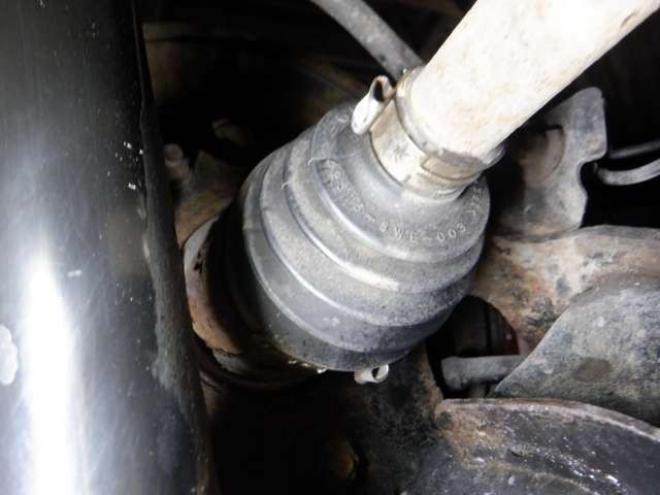 ステップワゴン2.0 スパーダ Z 4WD　ナビ・TV・Bカメラ・B/T・両側電動・スマートキー・ETC・HID・フルフラットシート・VSA・ミラーヒーター・ワイパーデアイサー・リアヒーター・オートライト 2000