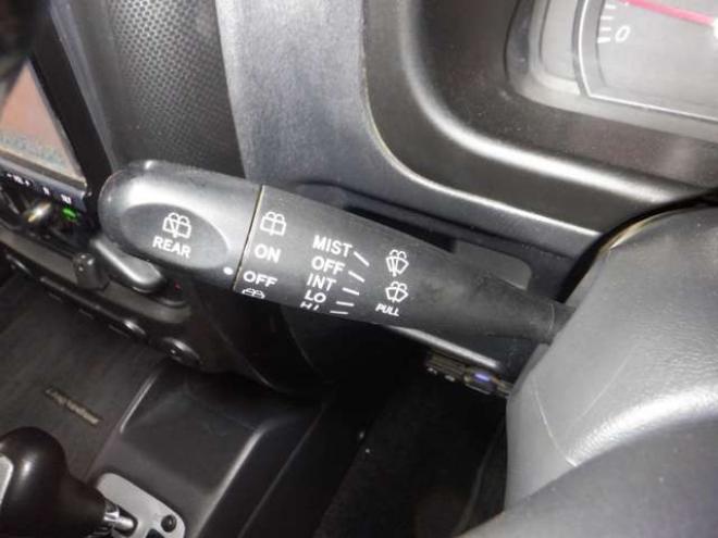 ジムニークロスアドベンチャー XC 4WD　本州仕入・ナビ・TV・B/T・シートヒーター・キーレス・ミラーヒーター・ターボ・ライトレベライザー・ETC・ドアバイザー・電動格納ミラー・16インチ社外AW・フォグランプ 660