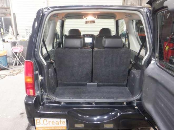 ジムニークロスアドベンチャー XC 4WD　本州仕入・ナビ・TV・B/T・シートヒーター・キーレス・ミラーヒーター・ターボ・ライトレベライザー・ETC・ドアバイザー・電動格納ミラー・16インチ社外AW・フォグランプ 660