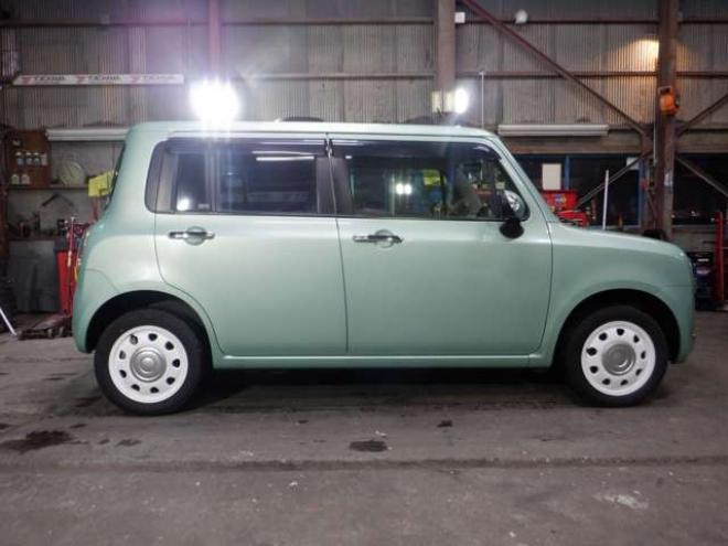 ラパンショコラ X 4WD　ナビ・TV・DVD再生・バックカメラ・スマートキー・プッシュスタート・HID・シートヒーター・アイドリングストップ・ETC・社外エンスタ・ベンチシート・ドアバイザー・オートライト 660