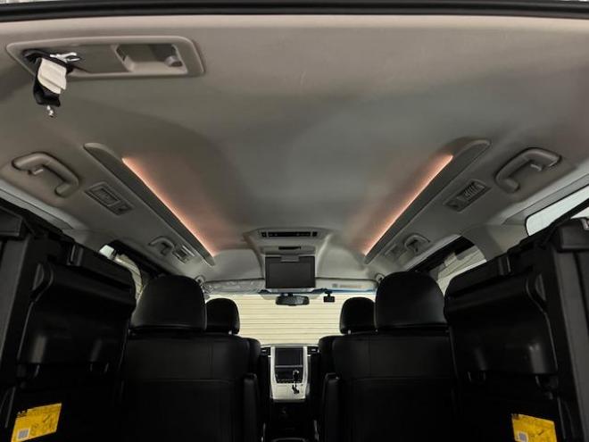 ヴェルファイア２．４Ｚ　ゴールデンアイズ　後期型　ワンオーナー　寒冷地仕様　禁煙車　両側パワースライドドア　パワーバックドア　純正ＨＤＤナビ　地デジ　ＤＶＤ再生　Ｂｌｕｅｔｏｏｔｈ　純正リアフリップダウンモニター　エンジンスターター　ＥＴＣ 4WD 2400 5Dr