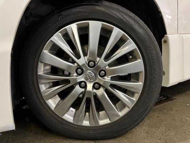 ヴェルファイア２．４Ｚ　ゴールデンアイズ　後期型　ワンオーナー　寒冷地仕様　禁煙車　両側パワースライドドア　パワーバックドア　純正ＨＤＤナビ　地デジ　ＤＶＤ再生　Ｂｌｕｅｔｏｏｔｈ　純正リアフリップダウンモニター　エンジンスターター　ＥＴＣ 4WD 2400 5Dr