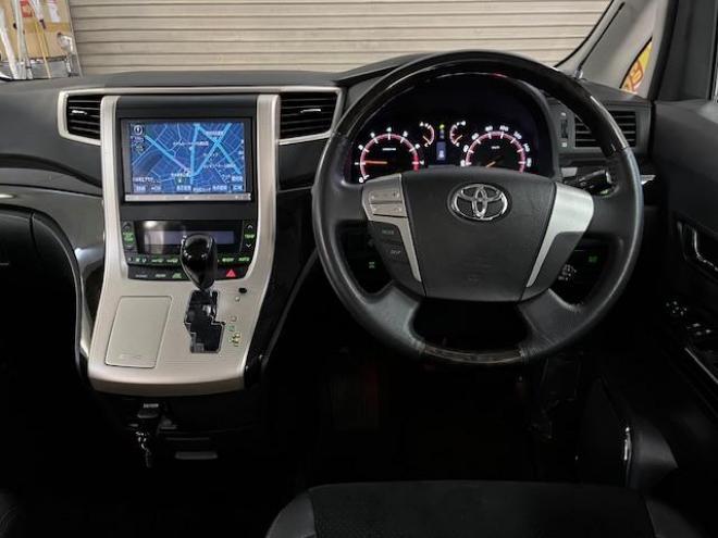 ヴェルファイア２．４Ｚ　ゴールデンアイズ　後期型　ワンオーナー　寒冷地仕様　禁煙車　両側パワースライドドア　パワーバックドア　純正ＨＤＤナビ　地デジ　ＤＶＤ再生　Ｂｌｕｅｔｏｏｔｈ　純正リアフリップダウンモニター　エンジンスターター　ＥＴＣ 4WD 2400 5Dr