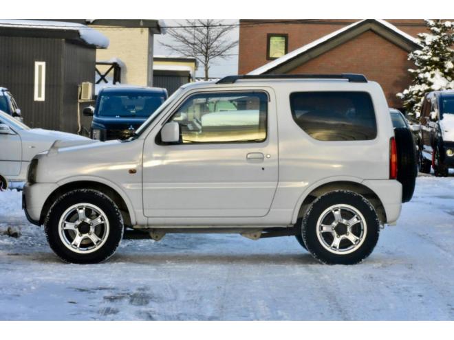 ジムニーXC　４ＷＤ　ターボ　本州仕入　夏／冬タイヤ　社外ナビ／フルセグＴＶ