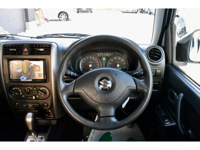 ジムニーXC　４ＷＤ　ターボ　本州仕入　夏／冬タイヤ　社外ナビ／フルセグＴＶ