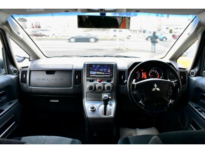 デリカD:5　4WD　Gナビ　本州仕入　ロックフォードサウンド　新品フロントガード　夏冬タイヤ付き