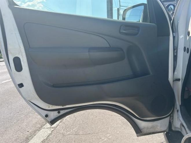 キャラバンNV350 2.5 DX ロングボディ ディーゼルターボ 4WD　 2500