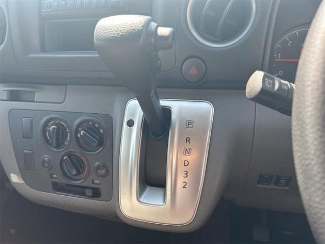 キャラバンNV350 2.5 DX ロングボディ ディーゼルターボ 4WD　 2500