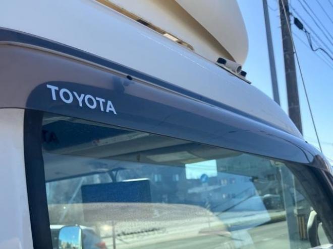 トヨエース4.0 フルジャストロー ディーゼルターボ 4WD　リヤカメラ　パネルバン　テレビ 4000