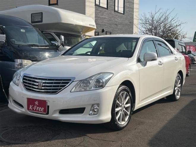 クラウンロイヤル 2.5 ロイヤルサルーン i-Four 4WD　ドライブレコーダー　クリアランスソナー　オートクルーズコントロール　バックカメラ　ナビ　TV　アルミホイール　オートライト　HID　スマートキー　盗難防止システム DVD再生 2500