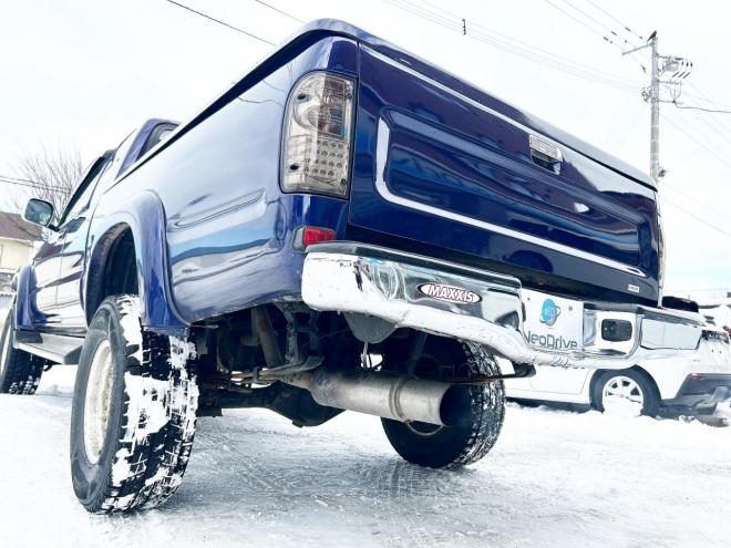 ハイラックススポーツPU EXTキャブ2.4DTワイドボディ4WD　ローンが不安な方＜優遇ローン＞　ユーザー買取車　ディーゼル車　リフトアップ　LEDライト　LEDテール 4WD 2400 5Dr