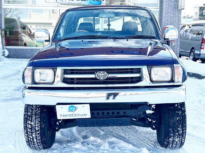 ハイラックススポーツPU EXTキャブ2.4DTワイドボディ4WD　ローンが不安な方＜優遇ローン＞　ユーザー買取車　ディーゼル車　リフトアップ　LEDライト　LEDテール 4WD 2400 5Dr