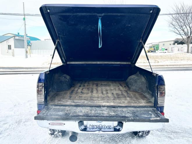 ハイラックススポーツPU EXTキャブ2.4DTワイドボディ4WD　ローンが不安な方＜優遇ローン＞　ユーザー買取車　ディーゼル車　リフトアップ　LEDライト　LEDテール 4WD 2400 5Dr