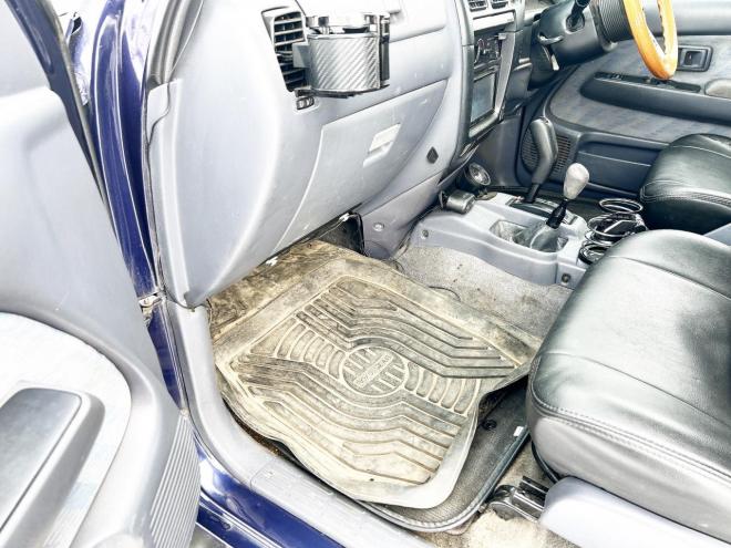 ハイラックススポーツPU EXTキャブ2.4DTワイドボディ4WD　ローンが不安な方＜優遇ローン＞　ユーザー買取車　ディーゼル車　リフトアップ　LEDライト　LEDテール 4WD 2400 5Dr