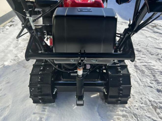 除雪機ホンダHSS760n新品同様で非常に綺麗です　今シーズン購入機