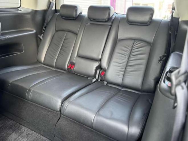 エルグランド3.5 ライダー 4WD　本革シート　サンルーフ　両側Pスライド　パワーバックドア 3500