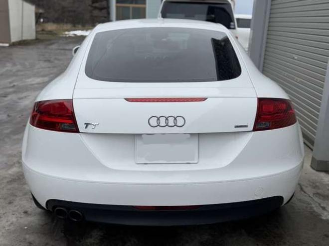 アウディTT クーペ 2.0 TFSI クワトロ 4WD　ナビ　TV　Bカメラ　Bluetooth　夏冬タイヤ 正規輸入車 2000