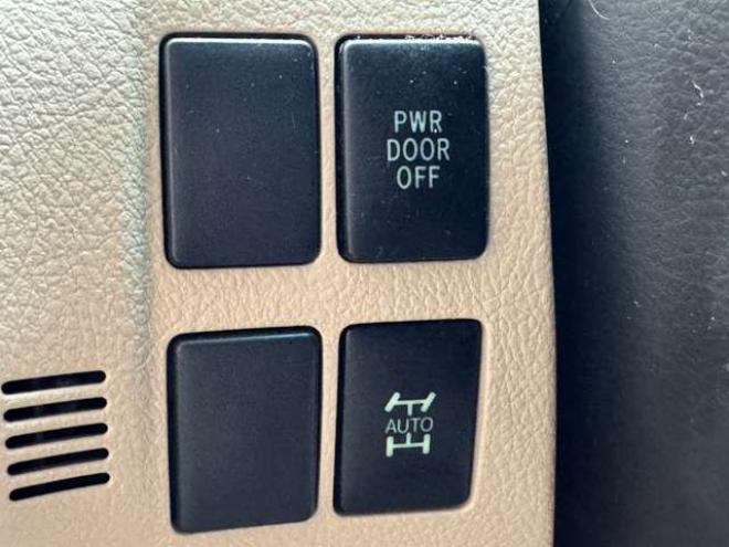 ヴェルファイア2.4 X 4WD　夏冬タイヤ　ナビ　TV　Bカメラ　Bluetooth　Pスライド　Egスターター 2400