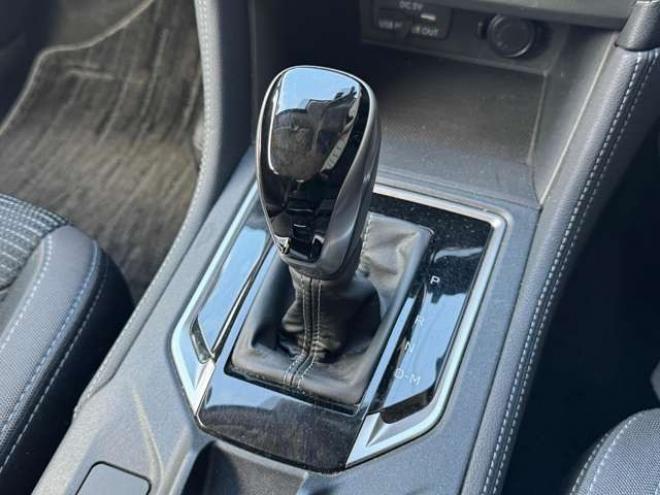 インプレッサスポーツ 2.0 i-L アイサイト 4WD　ナビ　TV　Bカメラ 2000