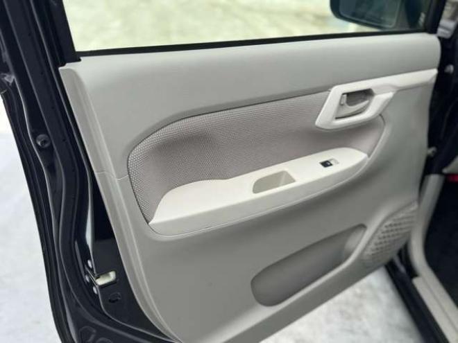 ムーヴX SA 4WD　キーフリー　プッシュスタート 660